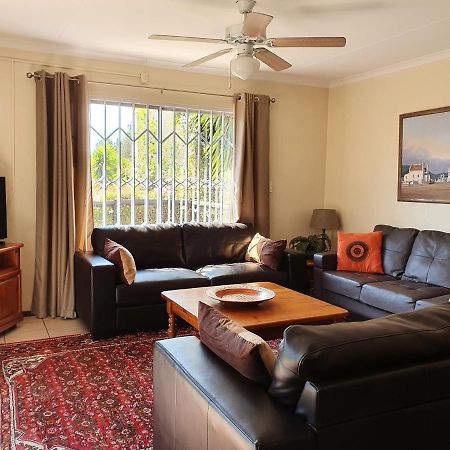 Pine Tree Lodge Midrand Εξωτερικό φωτογραφία