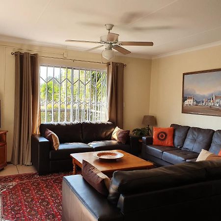 Pine Tree Lodge Midrand Εξωτερικό φωτογραφία