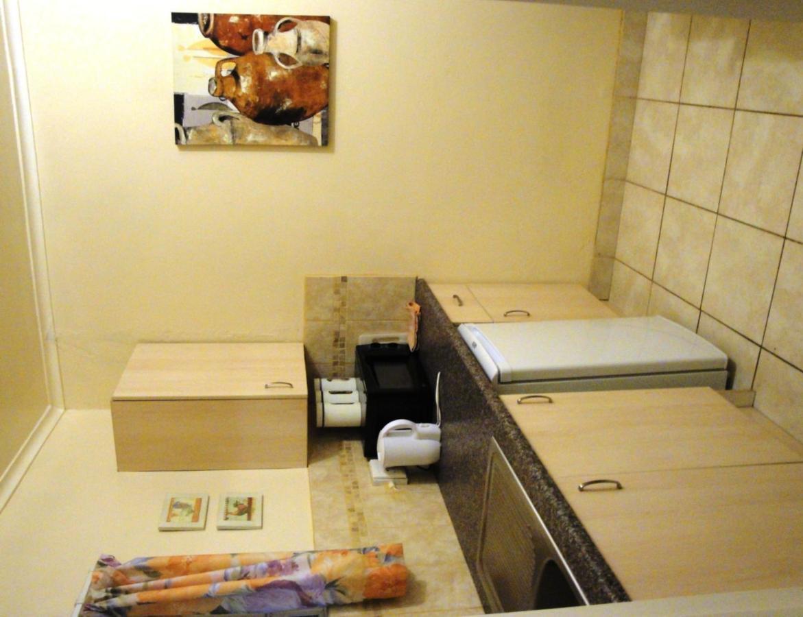 Pine Tree Lodge Midrand Εξωτερικό φωτογραφία