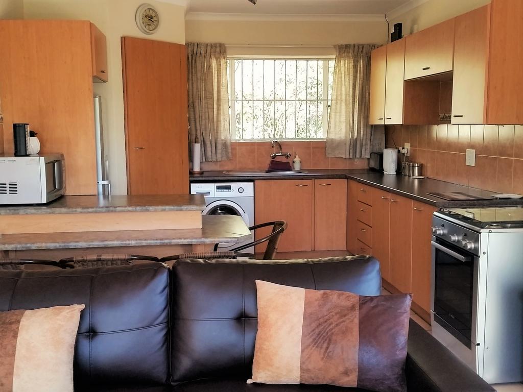 Pine Tree Lodge Midrand Εξωτερικό φωτογραφία